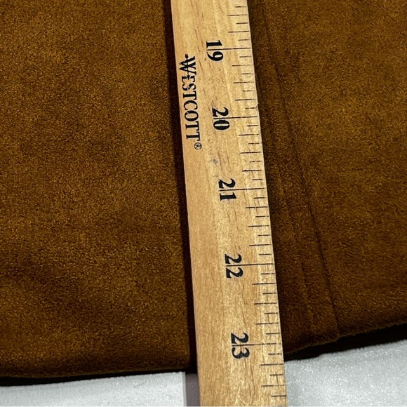 Sleeveless Suede-Look Brown Women’s Top - Picture 6 of 7